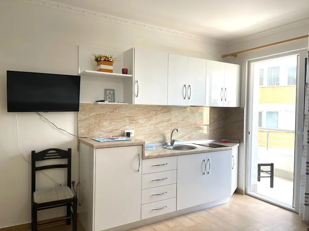 Soleil Summer Apartments Golem