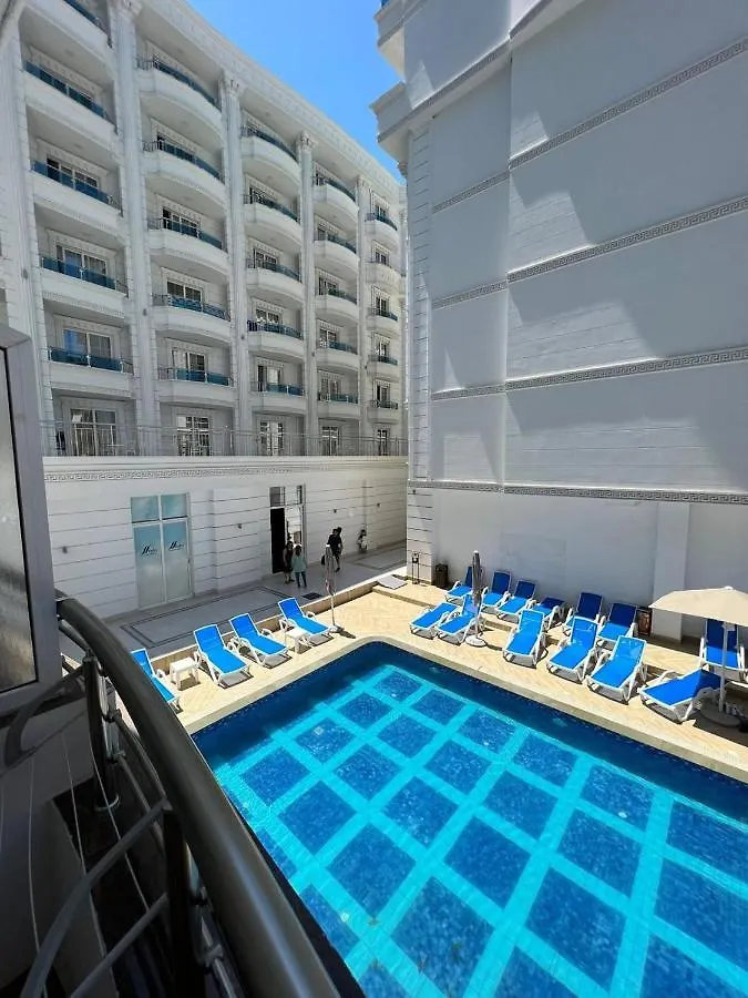 Soleil Summer Apartments Golem